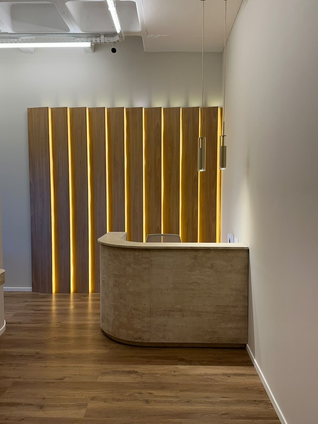 Recepcao reformada em imovel comercial